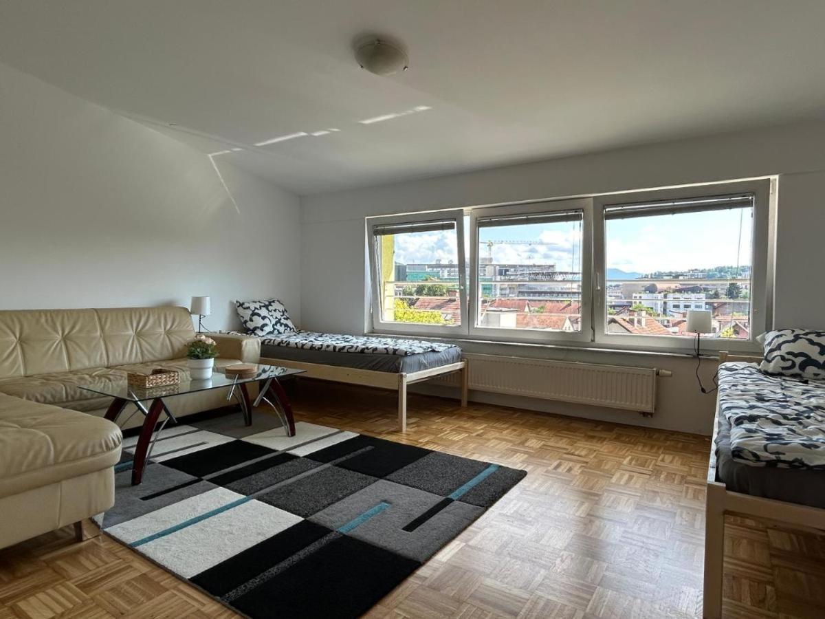 Apartma Lunca 3 류블랴나 외부 사진